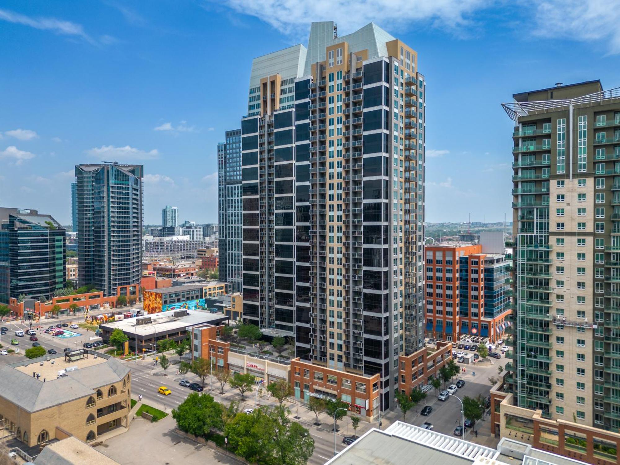 City Centre Retreat - 1Br Condo With Desk カルガリー エクステリア 写真